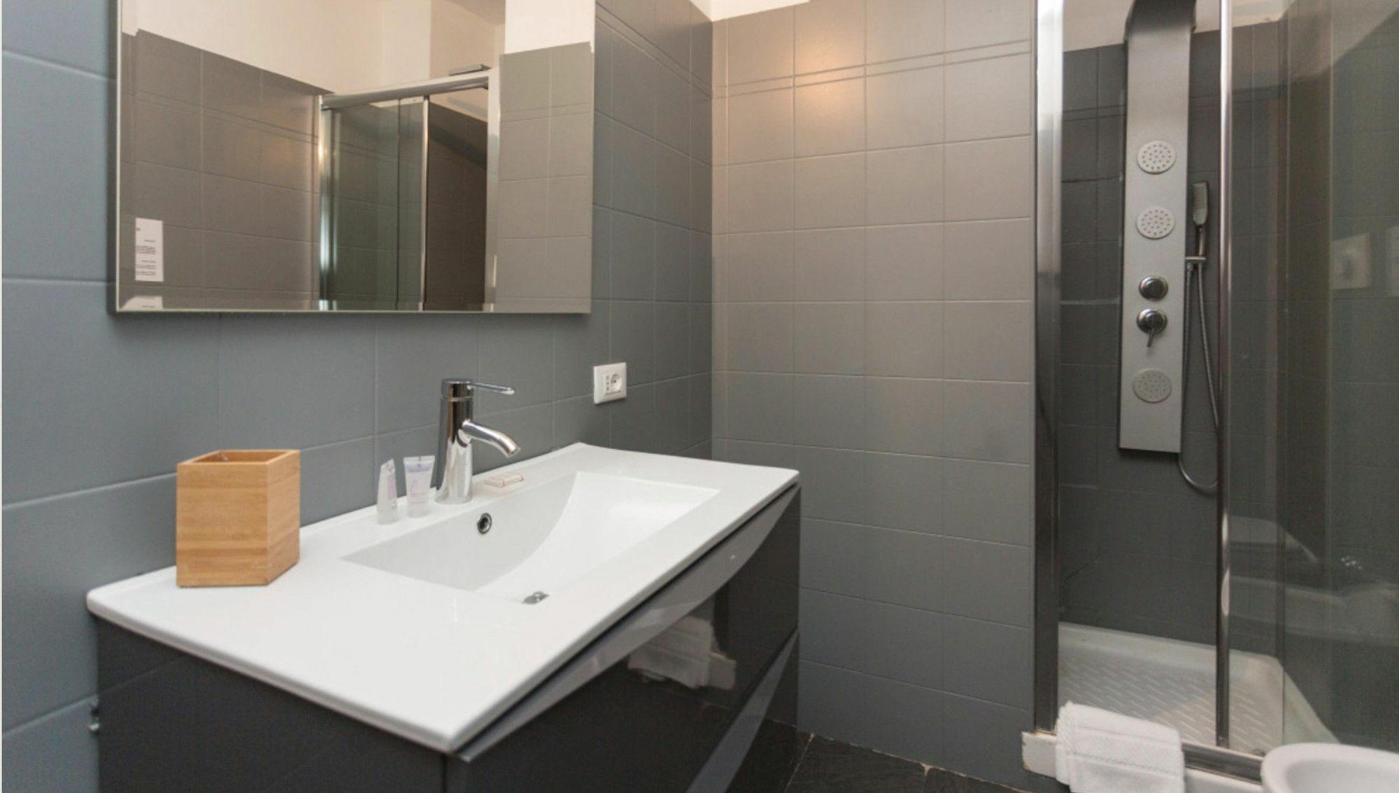 Short Rent Apartments Milano Eksteriør billede